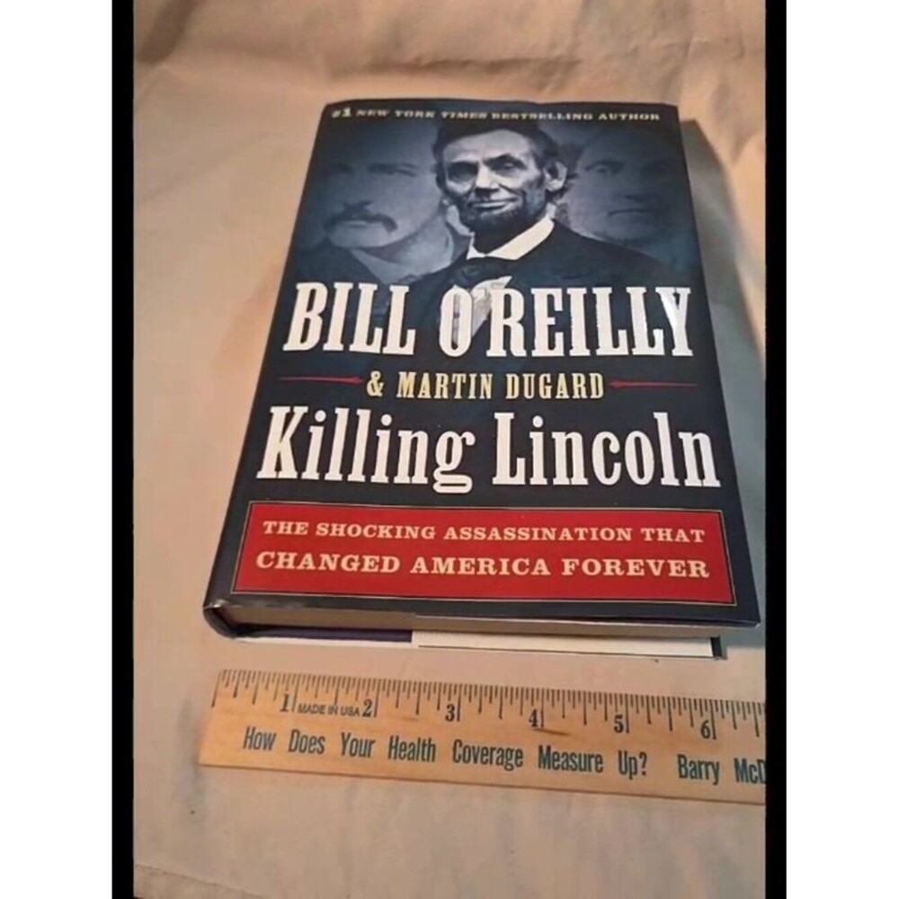 Killing Lincoln Hard cover 1st edition by Bill O'Reilly fine condition dustcover